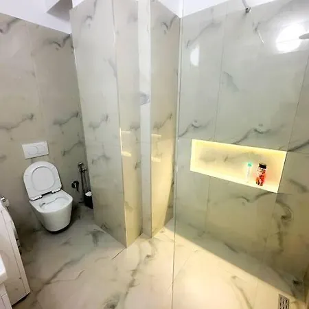 Διαμέρισμα Luxury 2br Urban Retreat