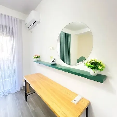 Luxury 2br Urban Retreat Διαμέρισμα *